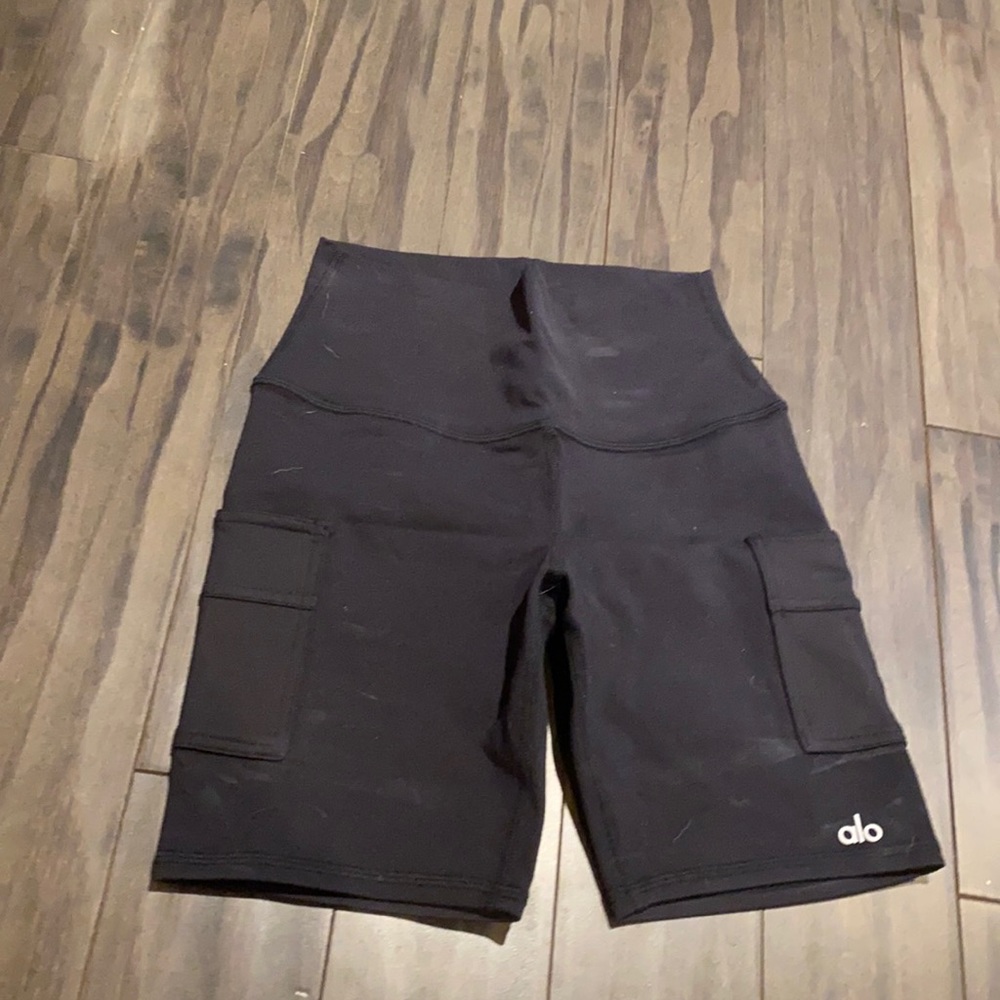 Alo bike short